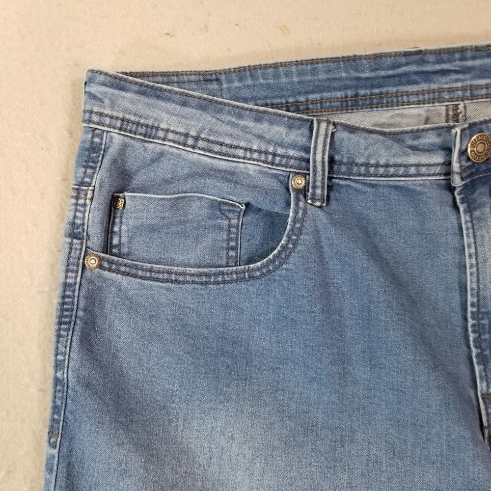 Buffalo David Bitton jeans mens 38 x 30 Axel slim straight blue flex denim pants